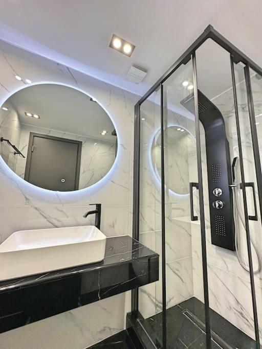Oasis Luxury Apartments Эретрия Экстерьер фото