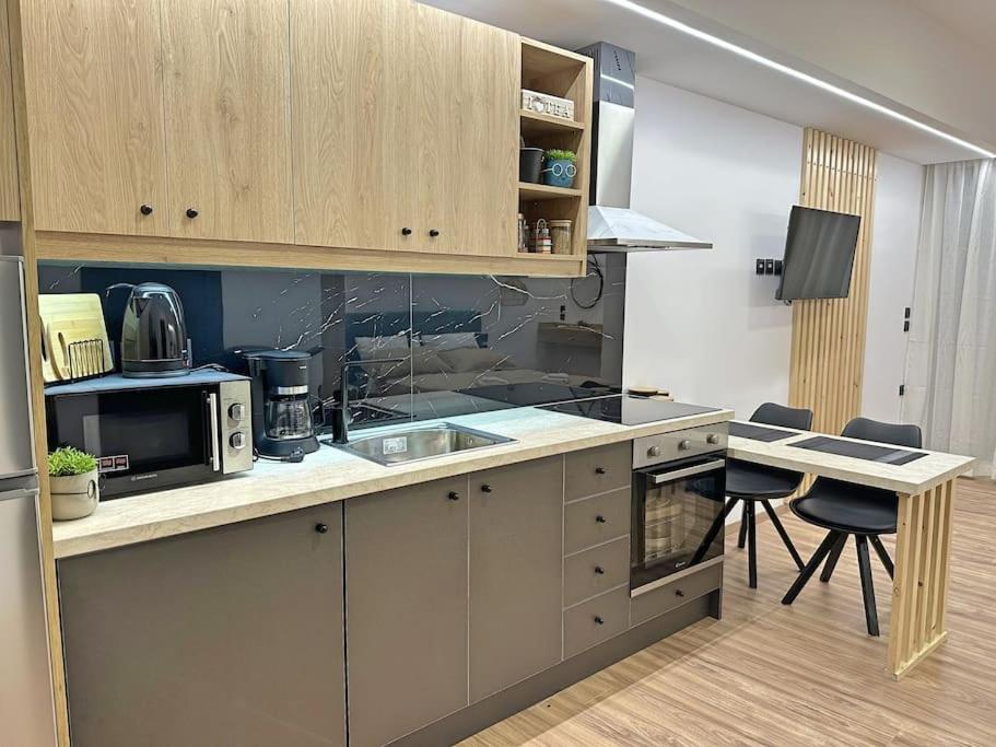 Oasis Luxury Apartments Эретрия Экстерьер фото