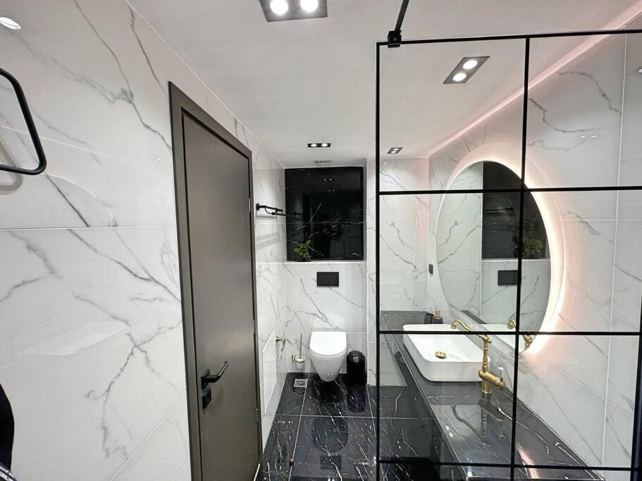 Oasis Luxury Apartments Эретрия Экстерьер фото